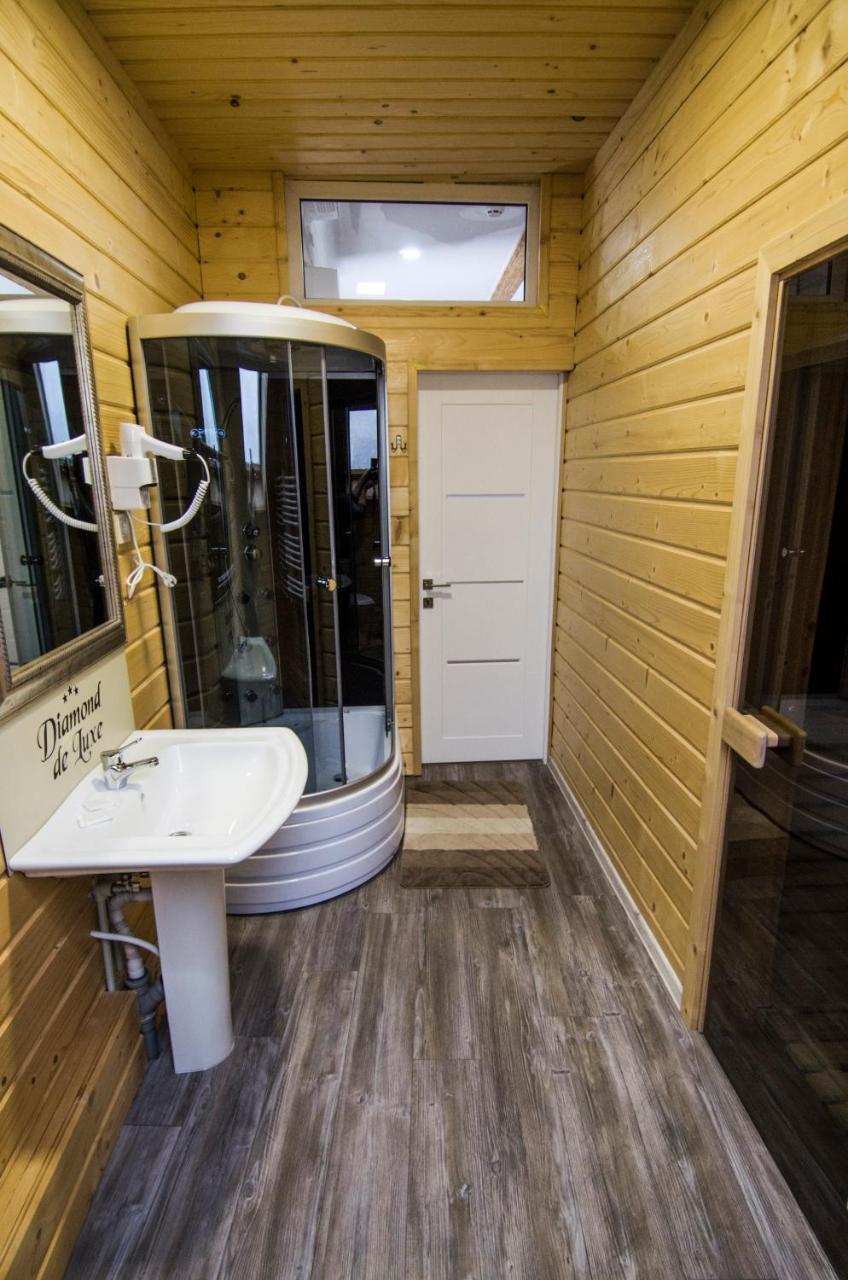 Apartamento Diamond De Luxe Kolomyia Exterior foto