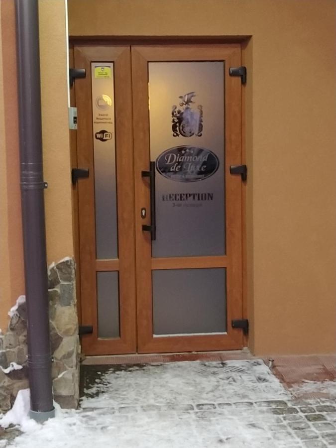 Apartamento Diamond De Luxe Kolomyia Exterior foto